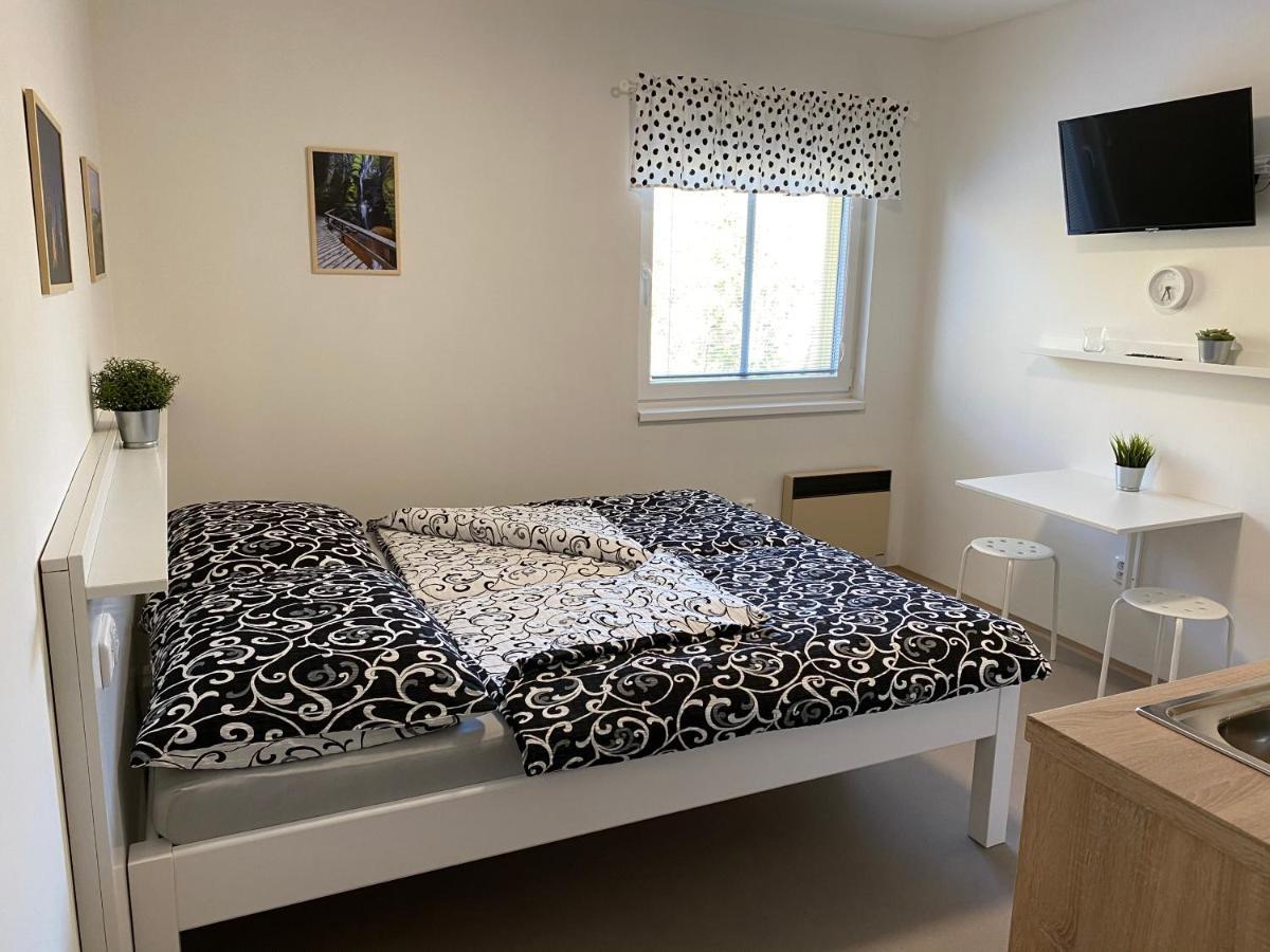 Apartmany Nad Parkem Broumov Buitenkant foto