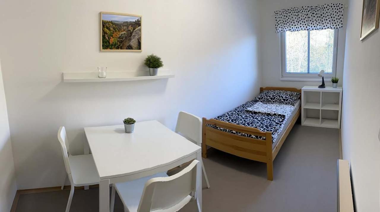 Apartmany Nad Parkem Broumov Buitenkant foto